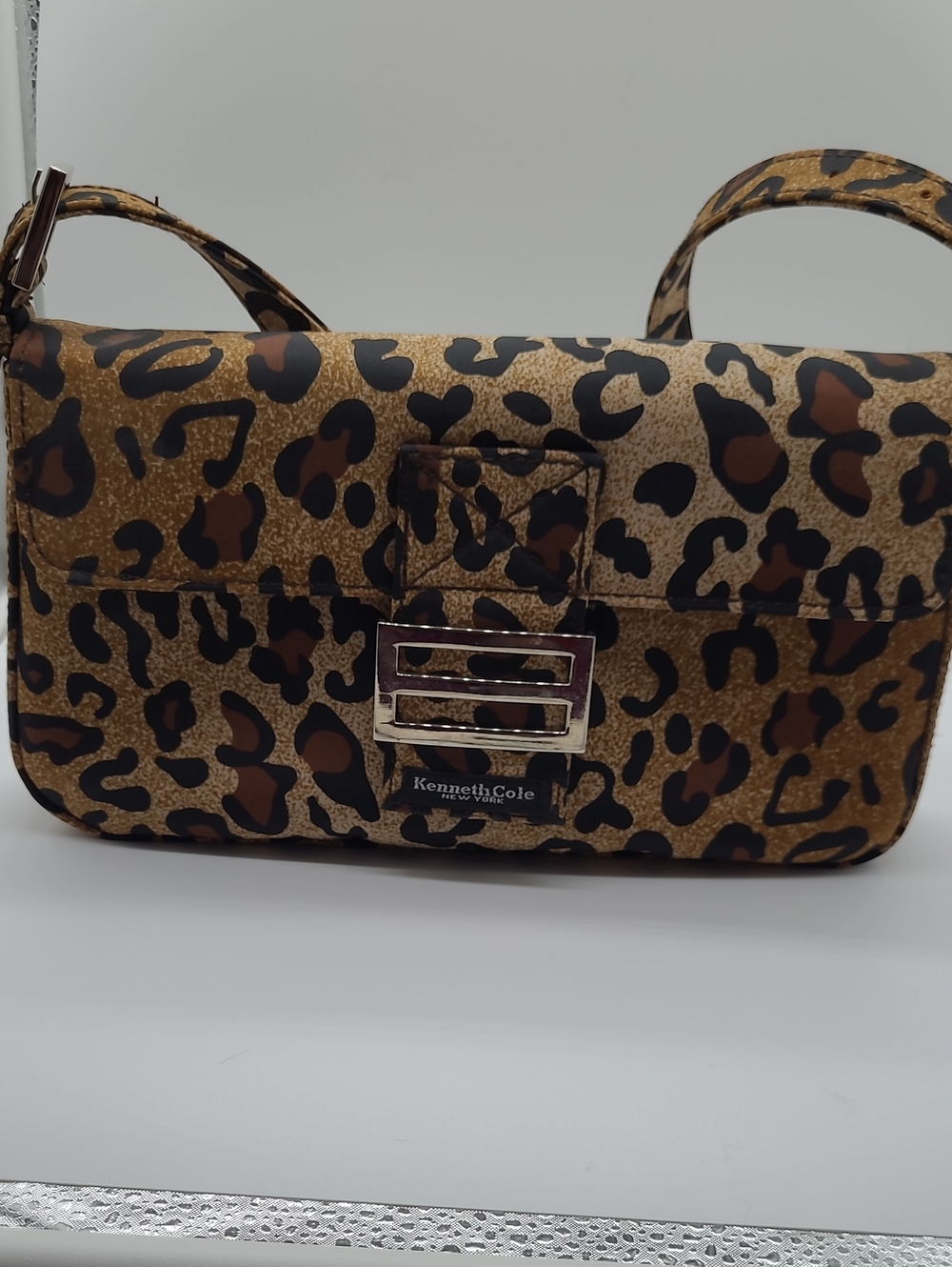 Kenneth Cole New York Leopard Print Shoulder Bag Vintage Style Clasp Purse